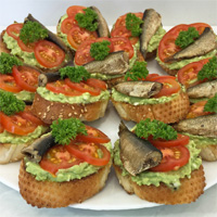 Бутерброд со шпротами 1шт.